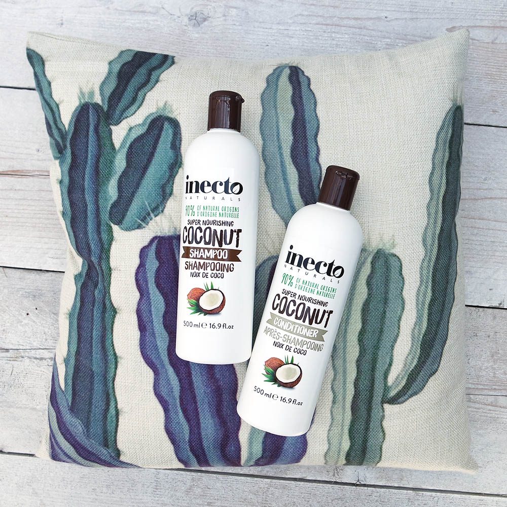 inecto shampoo, inecto conditioner, inecto review, holland and Barrett, natural ingredients, cruelty free, against animal testing, coconut frangrance, beauty blog, soft hair, thebiggerblog, blogger, shampoo review, inecto hair products
